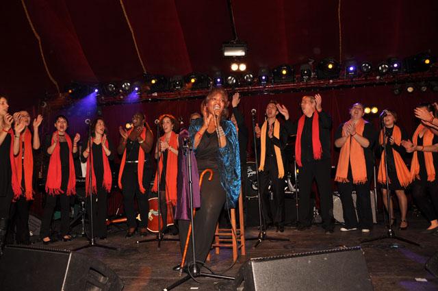 min 2011 12 10 cabaret sauvage 081